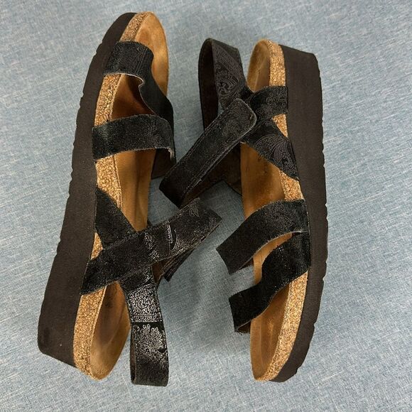 NAOT Footwear Arch Support Women's Kayla Sandal In Black Size 7/7.5 - Picture 7 of 10